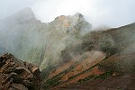 Blüten-Regen am Eingang von Caldeiro Verde