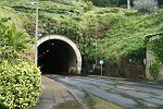 vor dem Tunneleingang  hinüber nach Canical