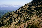 Blick auf den Weg von  "Achada do Teixeira" zur Rasthütte vor dem "Pico Ruivo"