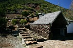 Pausenhütte vor der  "Alpenvereins-Hütte" - und weiter gehts zum Gipfel des "Pico Ruivo"