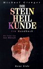 In diesem Buch wird die Steinheilkunde als eigenständige Heilweise vorgestellt. Im ersten Teil werden die Grundprinzipien erklärt, die - einmal verstanden - den Schlüssel geben, mit dem jeder selbst die Wirkungsweise jedes Steines ableiten kann. -- Im zweiten Teil werden die Heilsteine in alphabetischer Reihenfolge in Bild und Text vorgestellt. Grundlage sind nicht subjektive Empfindungen und Einzelerfahrungen, sondern systematische Forschung und jederzeit wiederholbare Ergebnisse. Die Steinbeschreibungen sind in den größeren systematischen Zusammenhang gestellt. Die Wirkungsweise der Steine wird auf der spirituellen, seelischen, mentalen und körperlichen Ebene erläutert. Ein Index mit Anwendungsregister sowie ein Überblick über die Anwendungsweisen von Heilsteinen runden das Buch ab.- - - Hier erfährt man alles, was man über die Entstehung und den Gebrauch der Steine wissen sollte. Wie findet man den richtigen Stein, wie arbeitet man damit und wie kann man ihn reinigen. Ausführlich werden die einzelnen Steine beschrieben. Unterteilt in: Mineralogie, Mythologie, Heilkunde und Anwendung. Wobei Heilkunde noch unterteilt ist in: Spirituell, Seelisch, Mental und Körperlich. Dazu ein Index der Synonyme und ein Therapeutisher Index