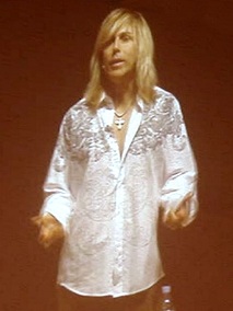 Foto: Regina Rau - Doreen Virtue - VEGAN Kongress Oktober 2012 in Hamburg