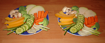 © Regina F. Rau:  bunte Gemüse-Salat-Platten