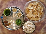 Regina Rau - Zubereitung vegane Semmel-Knödel ohne Ei und ohne Milch