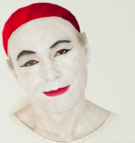 © Regina F. Rau: Foto-PC-Kunst: Mummenschanz: "Harlekin in Weiß"