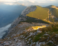 herrlicher Ausblick auf die Gipfel-Inseln im Nebelmeer