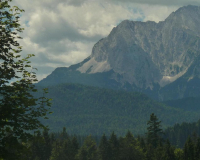 über die Almwiesen nach Wallgau