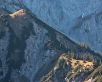 Tag 2 - Blick vom Hochalplkopf (1770m) auf
                    den Wettersteinspitzen (2298m) und Zugspitze (2962m)
