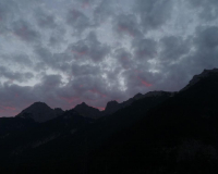 fröhliche Vital-Rohkost-Jause an der Guffertspitze